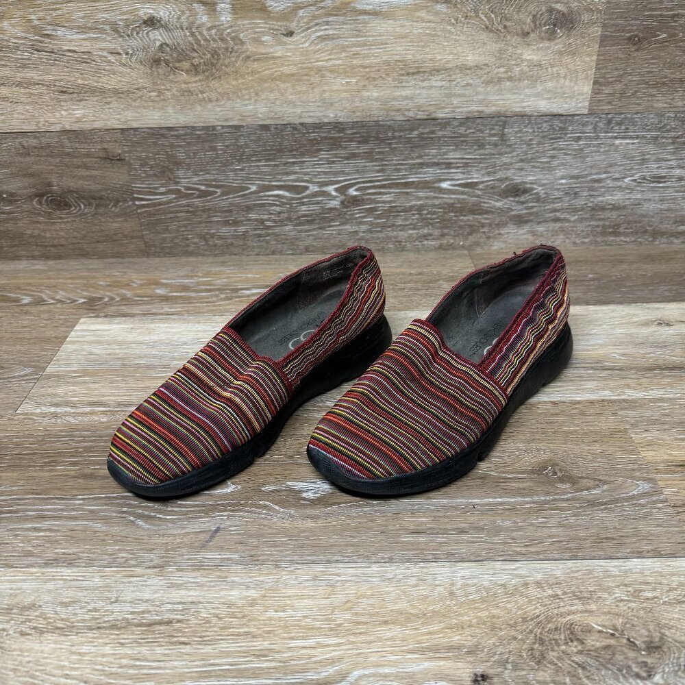 Aerosoles AerGo Jumpsuit Rainbow Color Stripe Loafer Women's Size 8.5